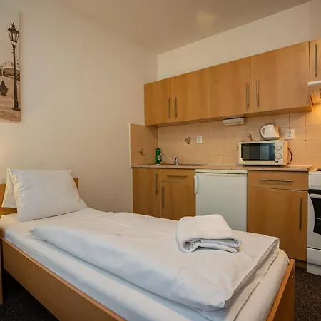 U Gigantu 3* Пльзень