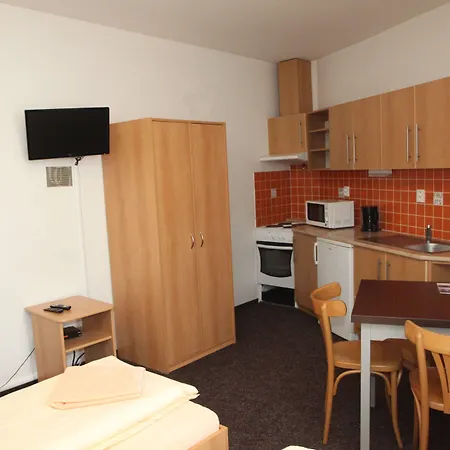 U Gigantu Πανσιόν