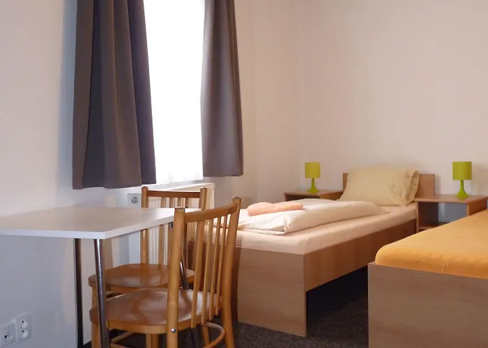 U Gigantu 3* بلزن